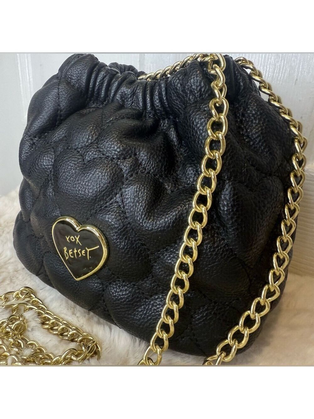 BETSY JOHNSON BLACK HEART QUILTED BAG WITH CHAIN - Picture 4 of 16